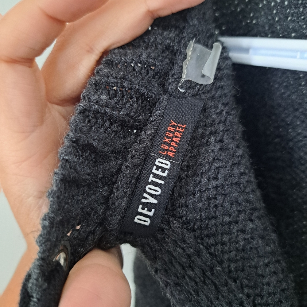 Devoted Sweater - Picture 4 of 4